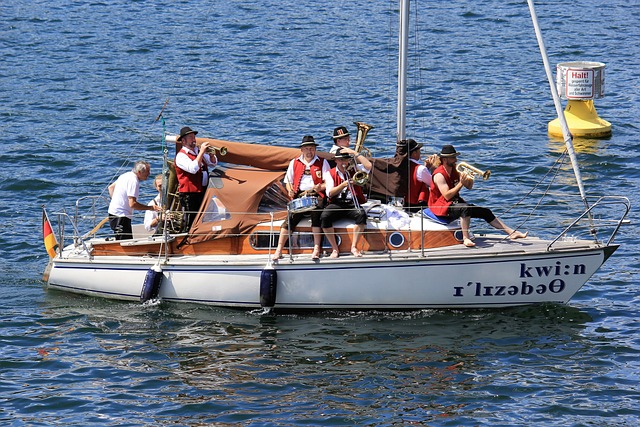 秉持着不畏 秉持着不畏